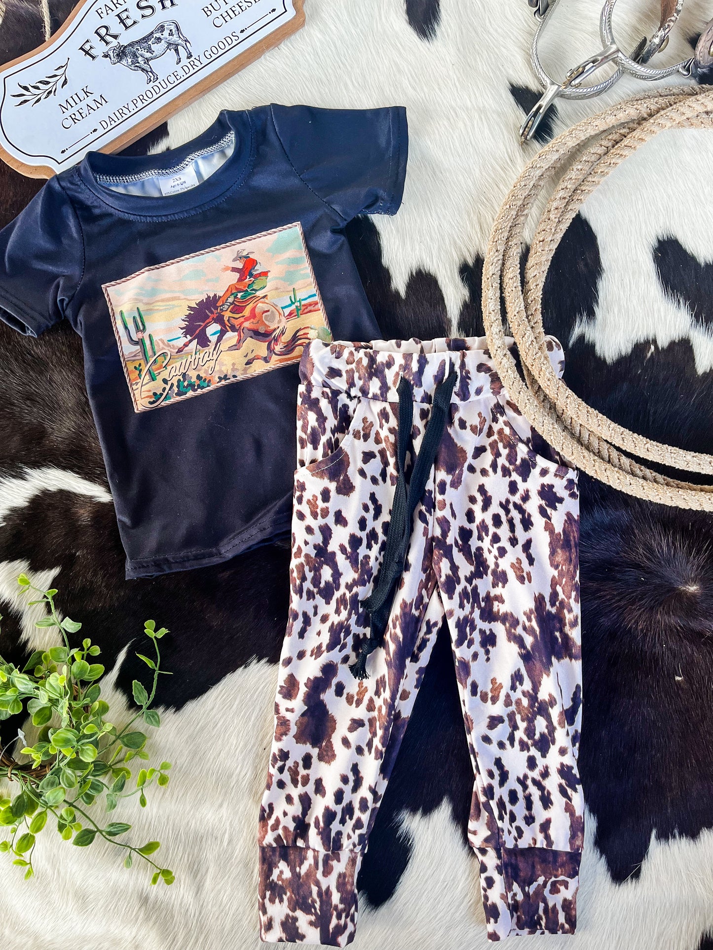 Bucking Cow Print Jogger Set